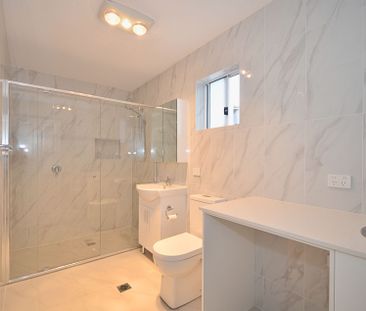 Brand New 3 Bedroom Home in a Quiet Location! - Photo 3