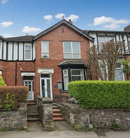 Porthill Bank, Newcastle-under-lyme, ST5 - Photo 5