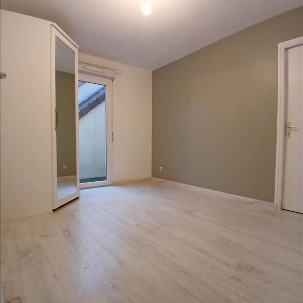 3 pièces - 73,19 m² - 1er étage - Colocation non autorisée - Photo 1