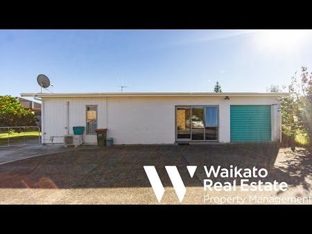 Two Bedroom Home in Convenient Location - Photo 5
