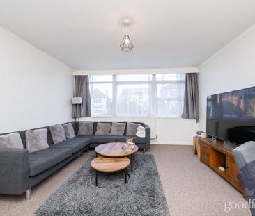 Springfield Road, Wallington, SM6 - Photo 2