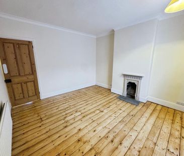 2 bedroom terraced house to rent - Photo 3