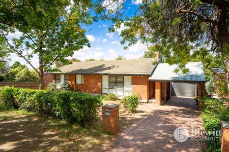 19 Scott Street, Narrabundah ACT 2604 - House For Rent | Domain - Photo 2