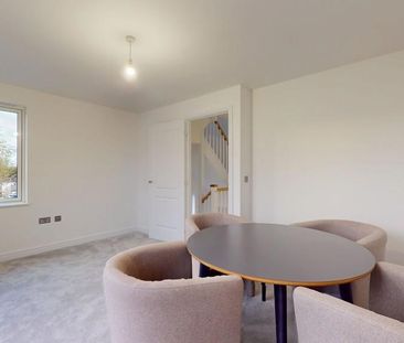 3 bedroom semi-detached house to rent - Photo 4