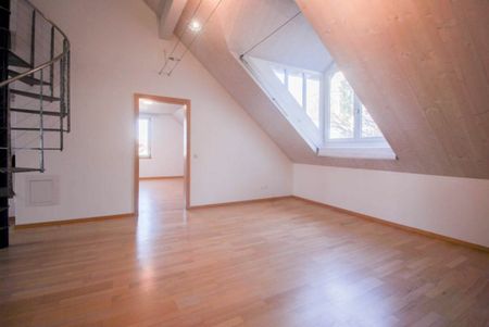 Maisonette apartment in the heart of Andelfingen - Photo 2