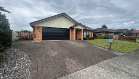 Sunny 3-bedroom house for rent!! - Photo 5