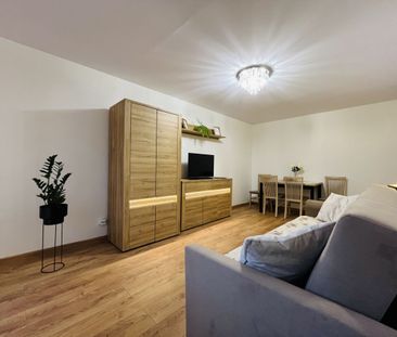 Po generalnym remoncie | Balkon | Metro | 2 pokoje - Photo 3