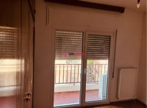 Διαμέρισμα για ενοικίαση - Χαριλάου, - Φωτογραφία 5