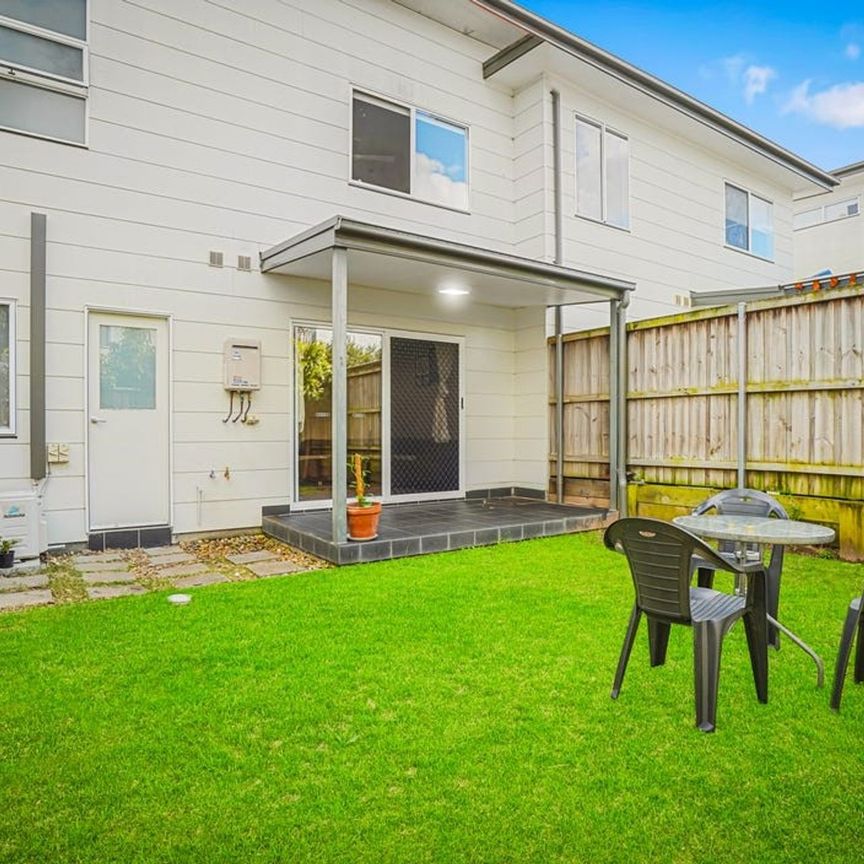 Modern 3-Bedroom Townhouse in Prime Glenfield Location - Photo 1