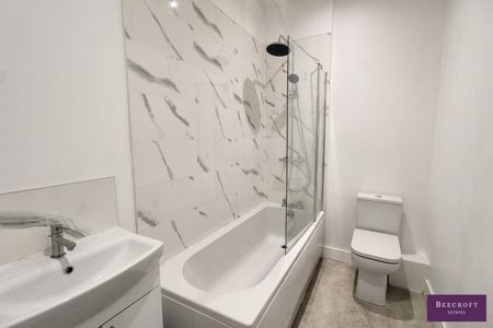 3 bed Terraced - To Let - Photo 3