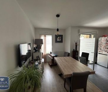 Location Appartement 3 pièces 55m² ST CYR SUR LOIRE 37540 - Photo 2