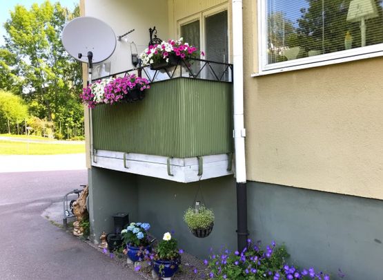 Avesta Hede: Nymålad tvåa med balkong - Photo 1