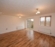 3 bed House - Semi-Detached for Rent - Photo 1