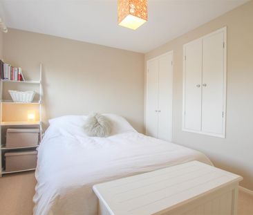 Goddard Way, Saffron Walden - Photo 3