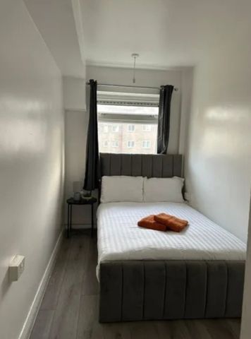 Room in a Shared House, London, E2 - Photo 4