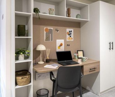 1 bedroom in a flat share to rent - Photo 4