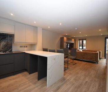 4 bedroom house to rent - Photo 1