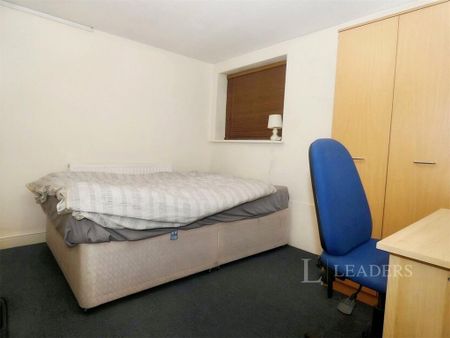 5 bedroom terraced house to rent - Photo 3