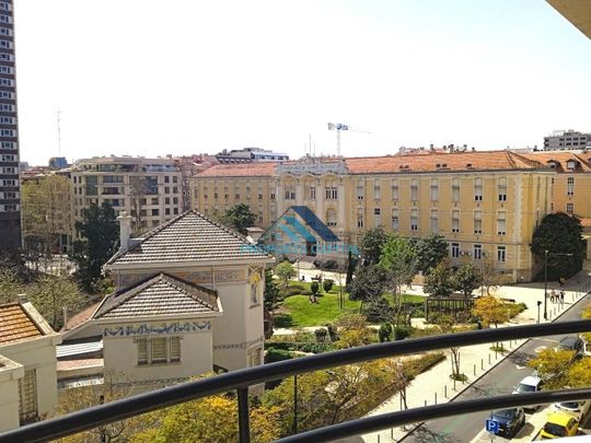Apartamento T4 em Lisboa - Photo 1