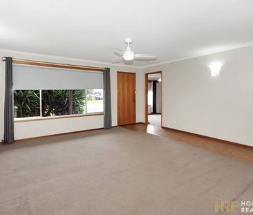 Spacious 3-Bedroom Home with Huge Shed – Close to the Rive - Photo 3