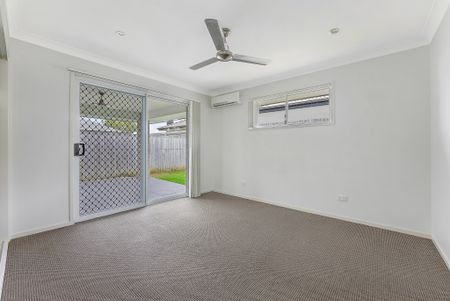 33 Melville Parade, North Lakes QLD 4509 - House For Rent - $650 | Domain - Photo 4