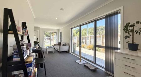 3 bedroom home in Lower Hutt - Photo 5