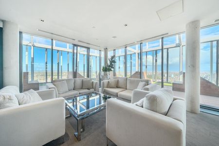 1 Bed Flat, Stratosphere Tower, E15 - Photo 2