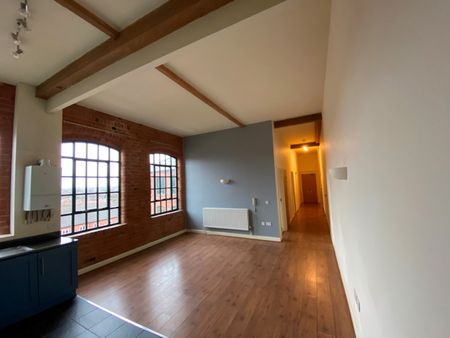2 Bed Flat, Raleigh Square, NG7 - Photo 5