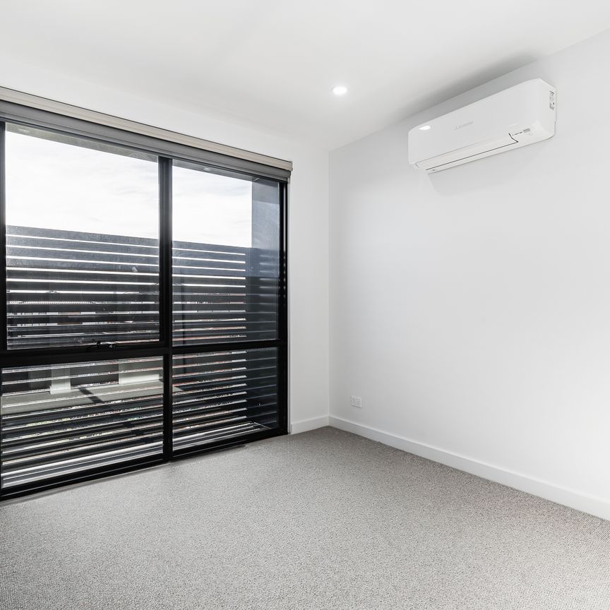 5/8 Strettle Street, Thornbury VIC 3071 - Apartment For Rent | Domain - Photo 1