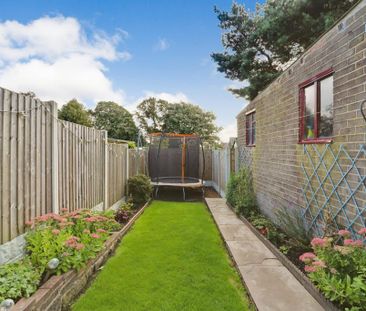 2 bedroom semi-detached house to rent - Photo 6