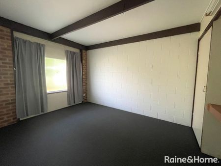 WALK TO THE BEACH & CBD - Photo 3