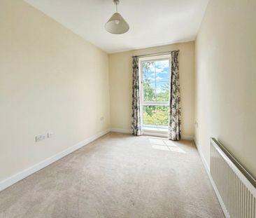Gresham Park Road, Old Woking, Woking, Surrey, GU22 9DS - Photo 5
