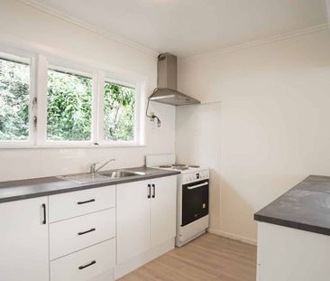 Fresh, Bright & Convenient Living - Photo 4