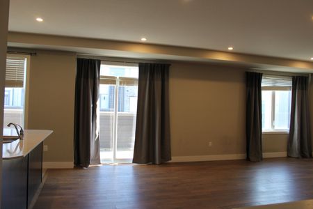 For Lease - 1960 Dalmagarry Road Unit# 40, London North, Ontario - Photo 5