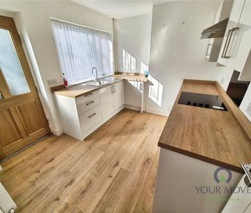 3 bedroom semi-detached house to rent - Photo 6