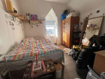 First Floor Flat, Sommerville Road, Bristol, BS7 - Photo 3