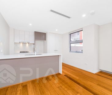 As new 1-bedroom modern apartment now for lease - Photo 2