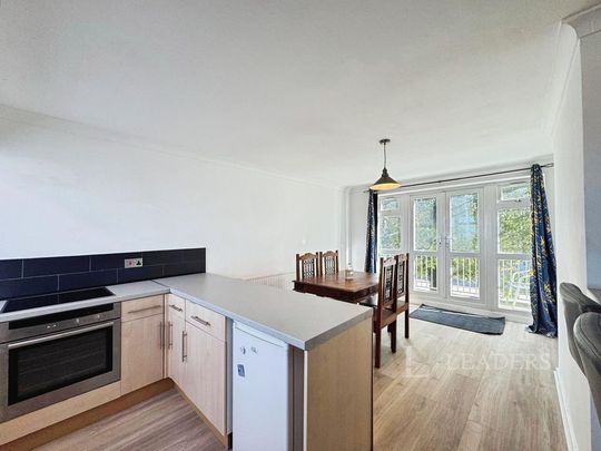 3 bedroom maisonette to rent - Photo 1