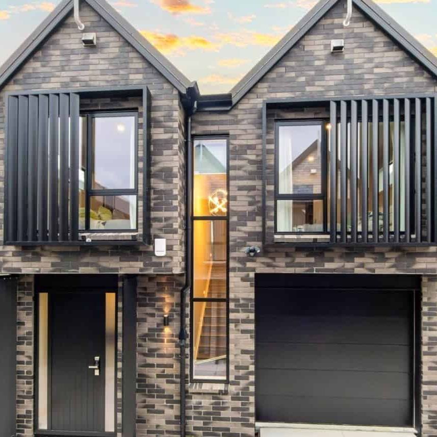 Near New 3 Bed 2 Bath in Farm Cove - Photo 1