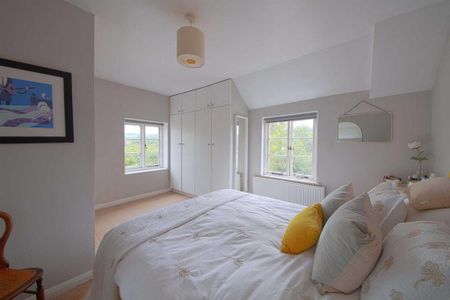 2 bedroom semi-detached house to rent - Photo 3