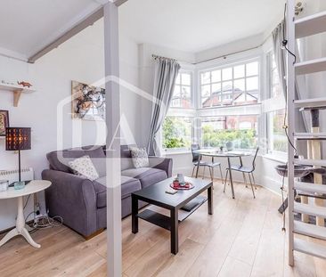 Studio to rent - Photo 1