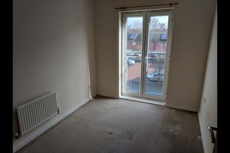 2 Bed Flat, Alban Street, M7 - Photo 2