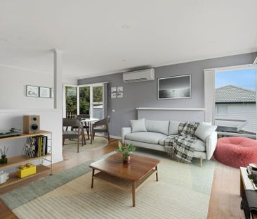 Spacious Family Home in Convenient Mornington Location - Photo 6