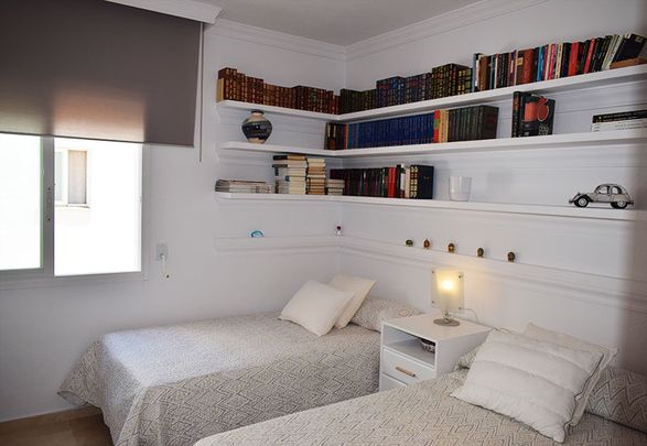 767020 - Apartment for rent Nagüeles, Marbella, Málaga, Spain - Photo 1