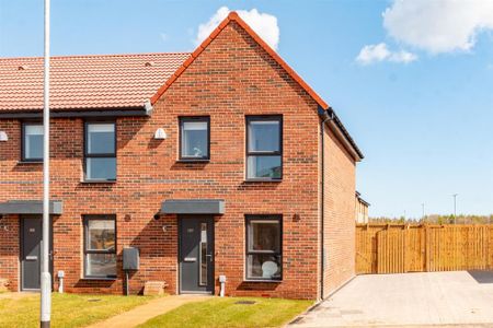 2 bedroom terraced house to rent - Photo 4