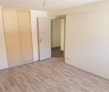 Location Appartement 3 pièces 66m² - Photo 2