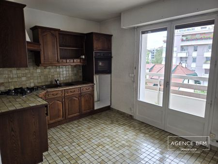 Location Appartement 3 pièces 81m² ANNECY 74000 - Photo 3