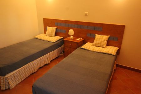 Moradia V2 disponível para arrendamento temporário em Tavira - Photo 4