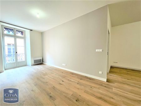 Location Appartement 2 pièces 61m² MONTAUBAN 82000 - Photo 2