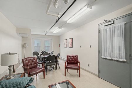 For Lease - 3499 Upper Middle Road Unit# 311, Burlington, Ontario - Photo 4